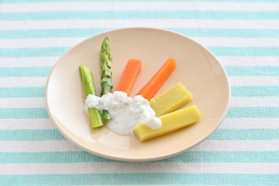 にんじん・さつまいも・アスパラスティック　しらすヨーグルトソースぞえ画像
